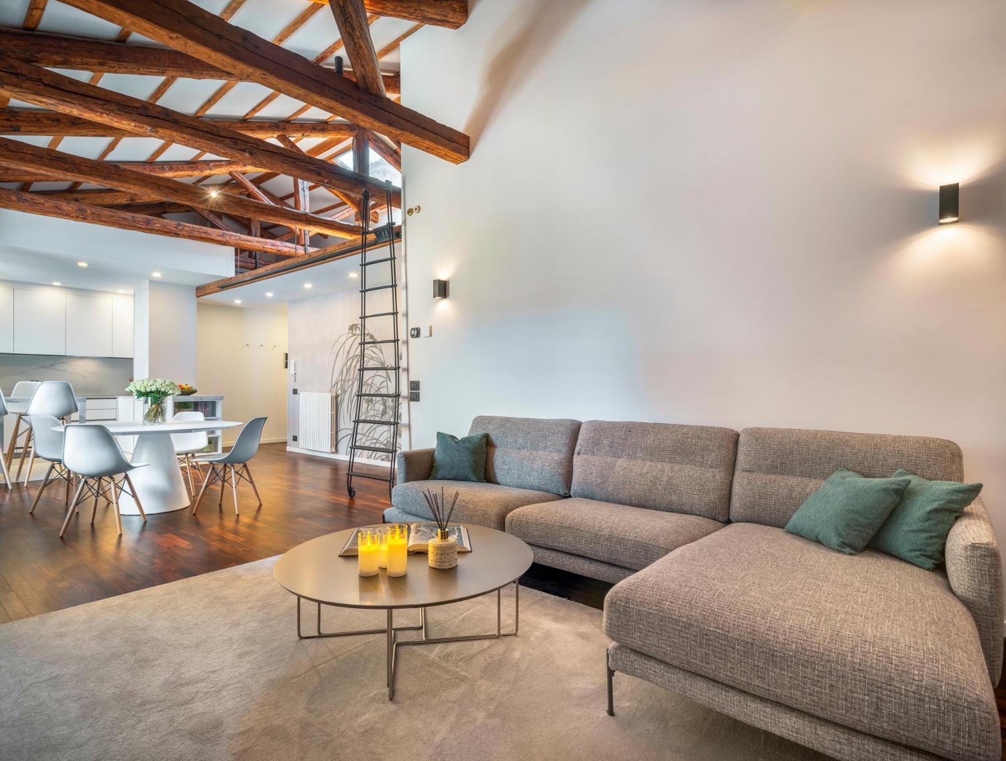 San Barnaba Palace R&r