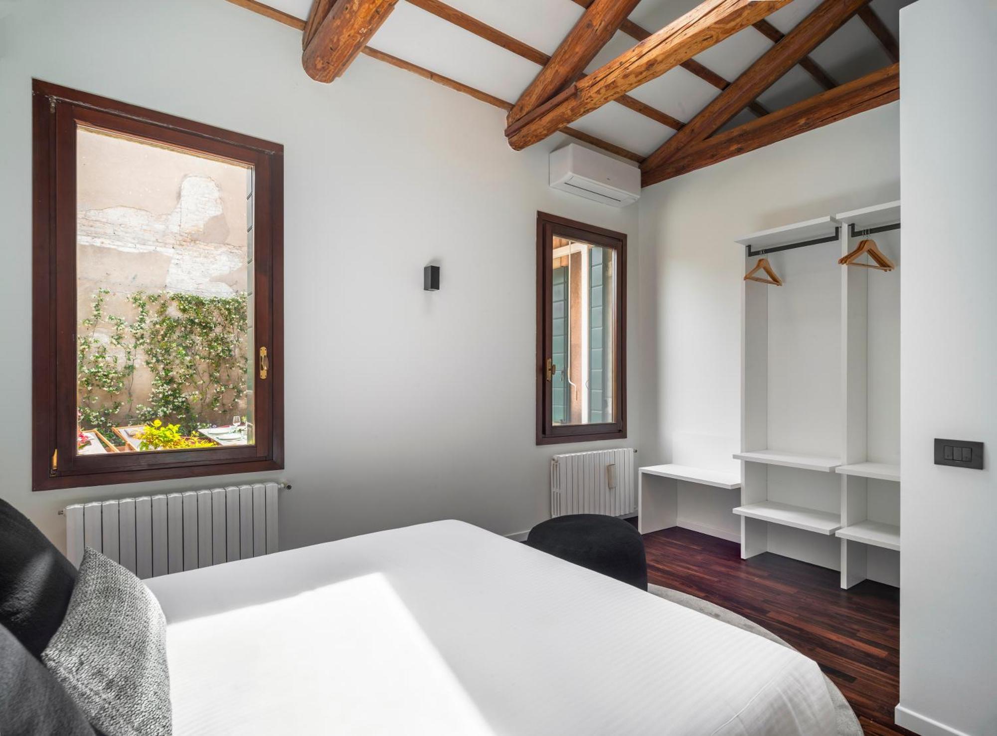 San Barnaba Palace R&r * Venecia